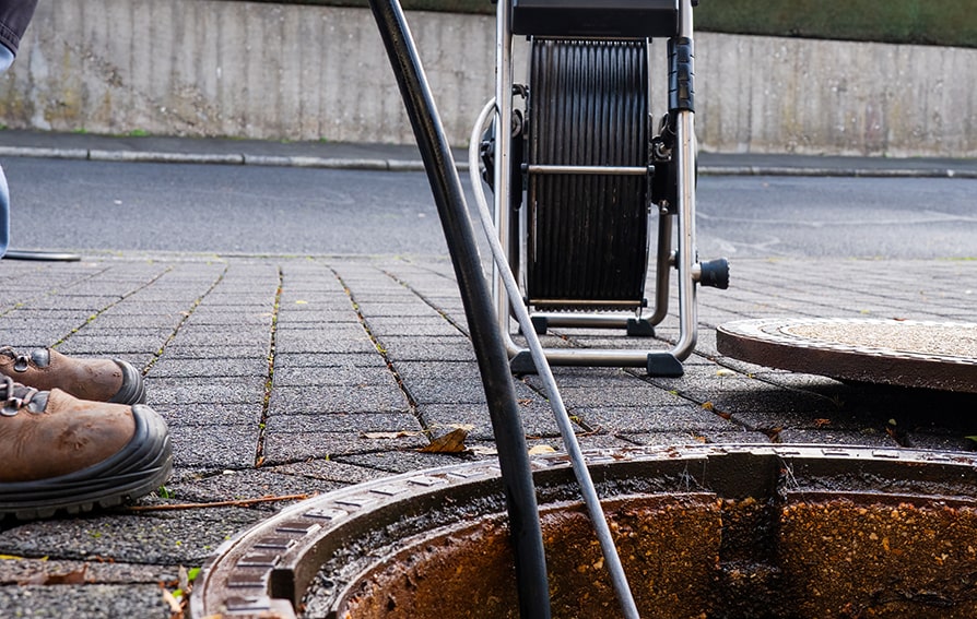 Commercial sewer & drain cleaning services
