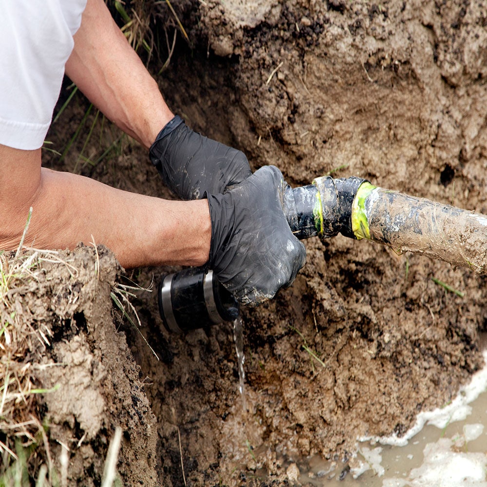 Sewer line repairs in Milwaukee